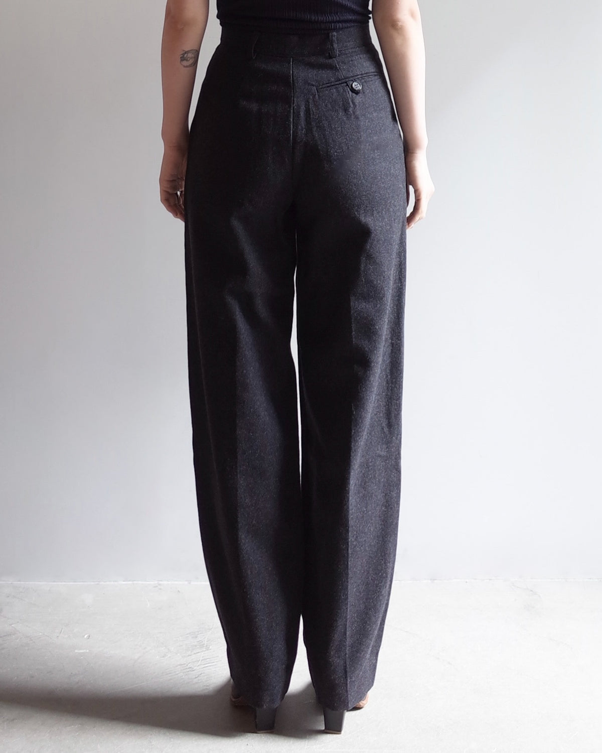 Used / WOOL TAPERED PANTS