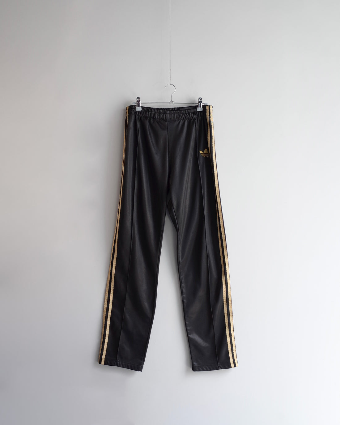 ★Used  / adidas TRACK PANTS