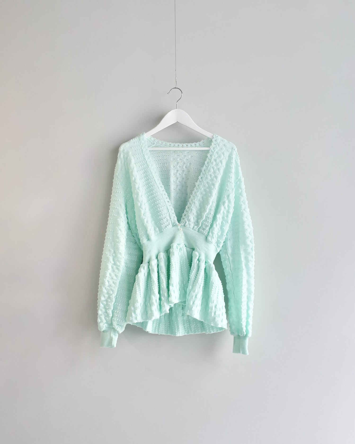 Used / V NECK PEPLUM TOPS