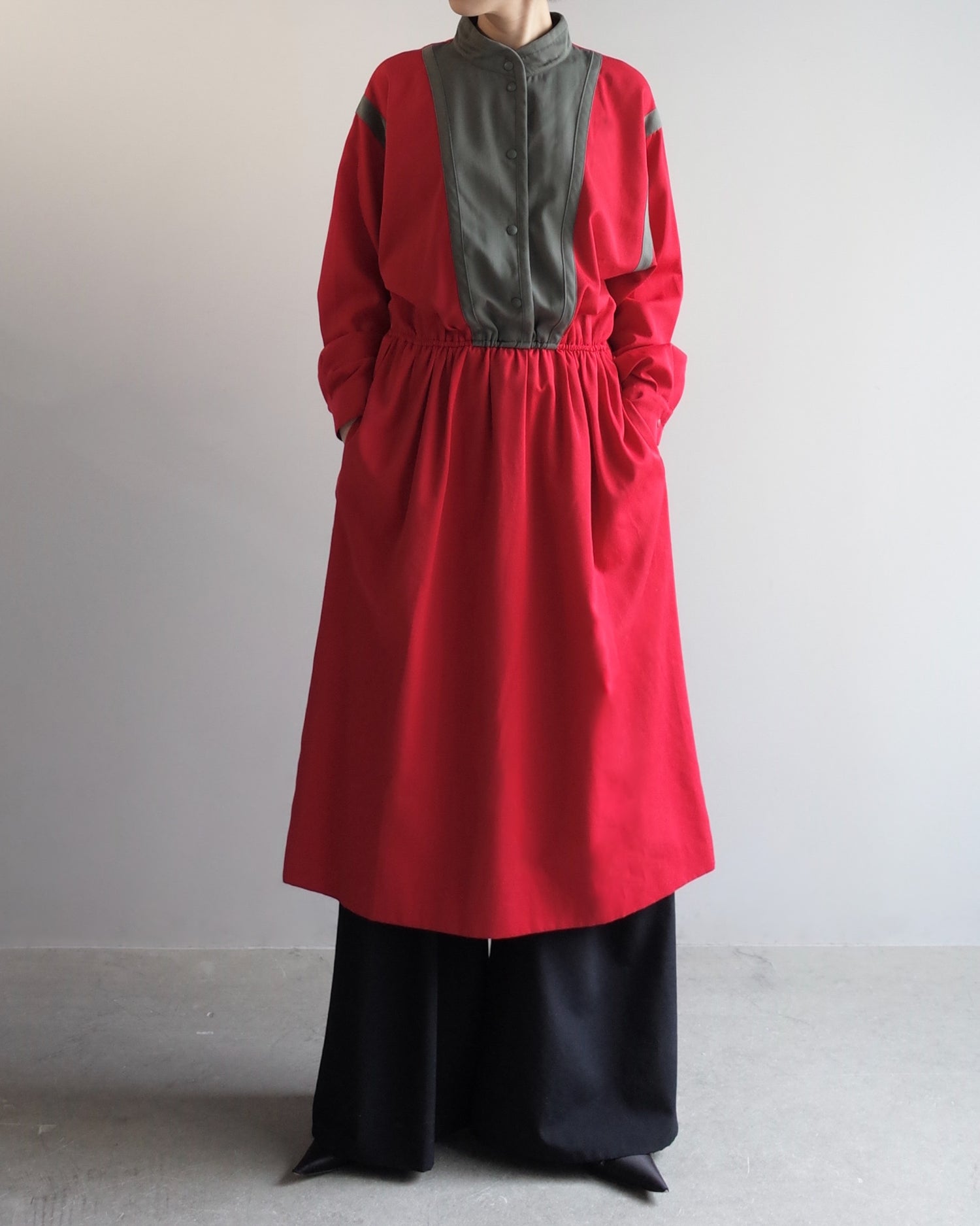 Used / TWO TONE ONE-PIECE