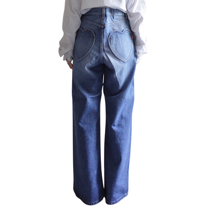 DISTRESSED LOVELY JEANS