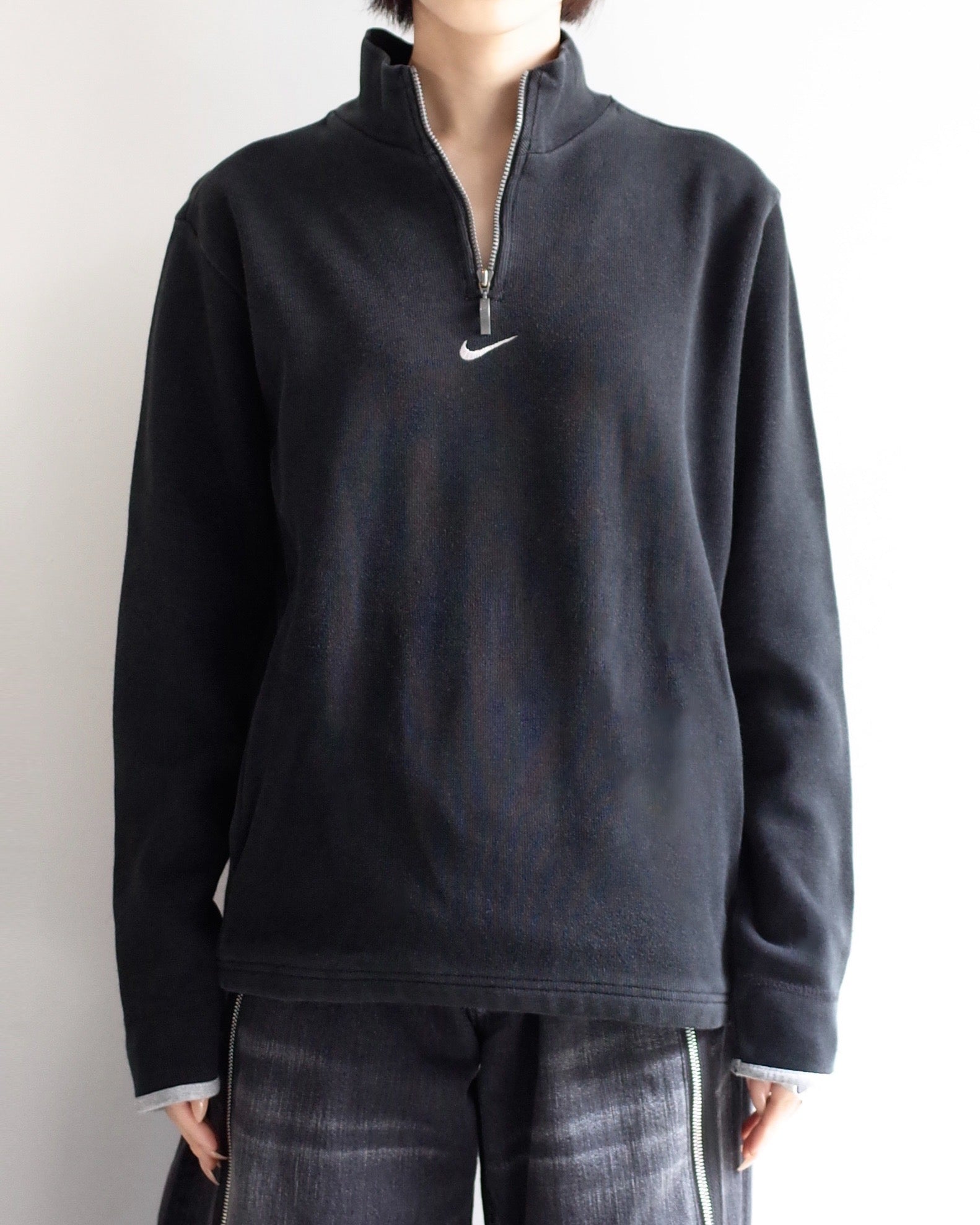 Used / NIKE HALFZIP SWEAT SHIRT