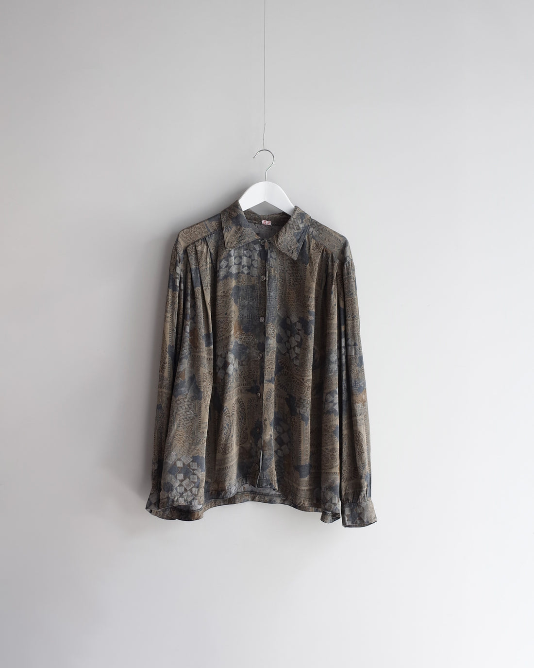 Used  / SHIRT