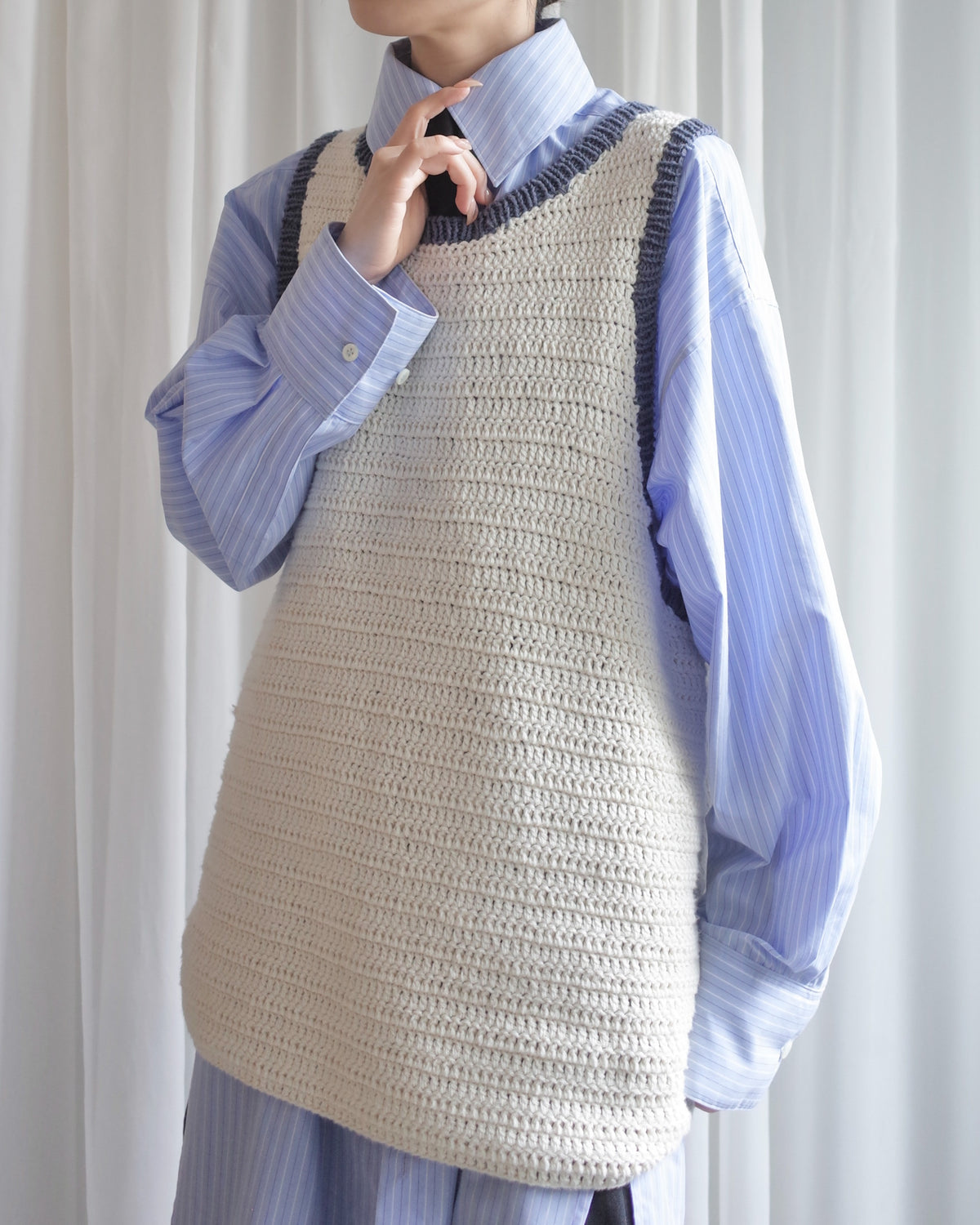 CROCHET TRIM TANKTOP
