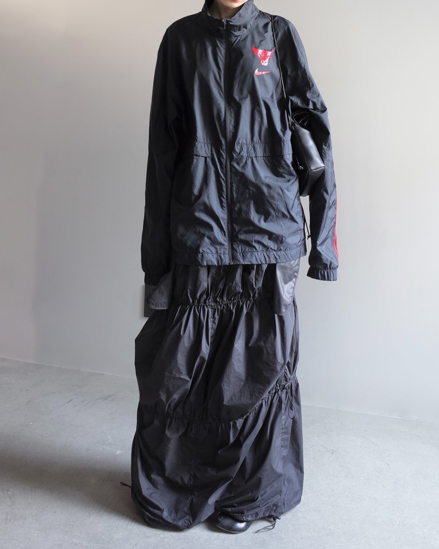 Used / NIKE TRACK JACKET