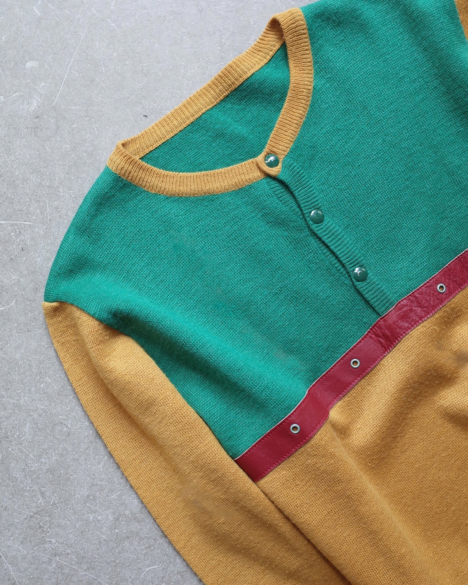 Used / HENRYNECK MULCHCOLOR SWEATER