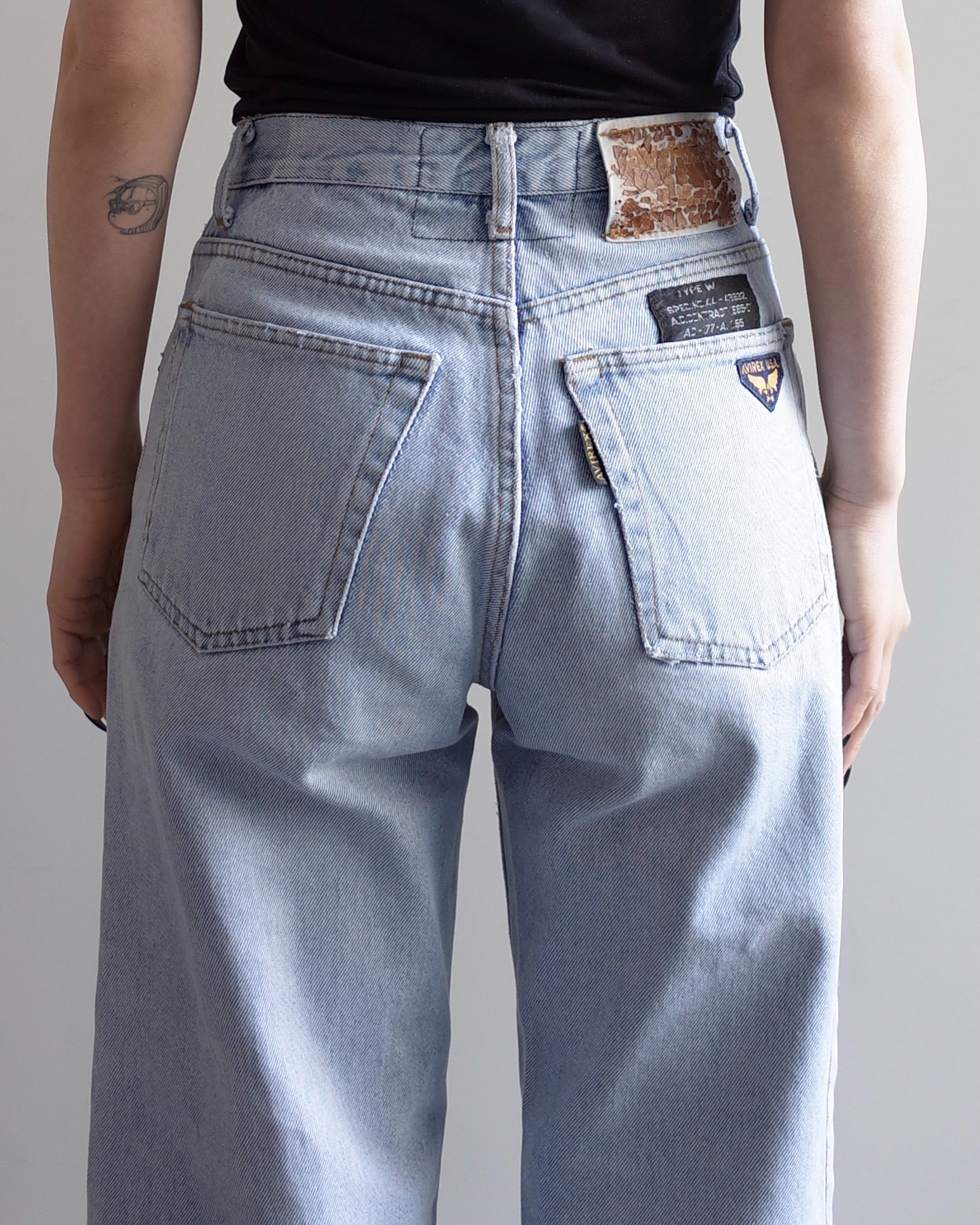 Used / AVIREX STRAIGHT DENIM