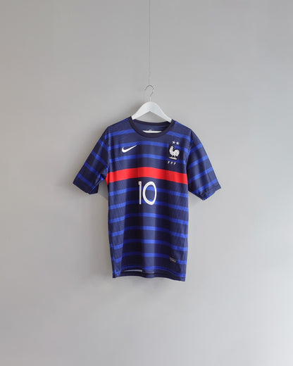 Used / 2020s NIKE KYLIAN MBAPPÉ FRANCE 10 REPLICA JERSEY