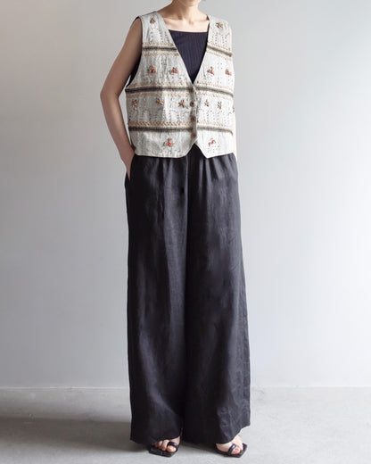 Used / VEST