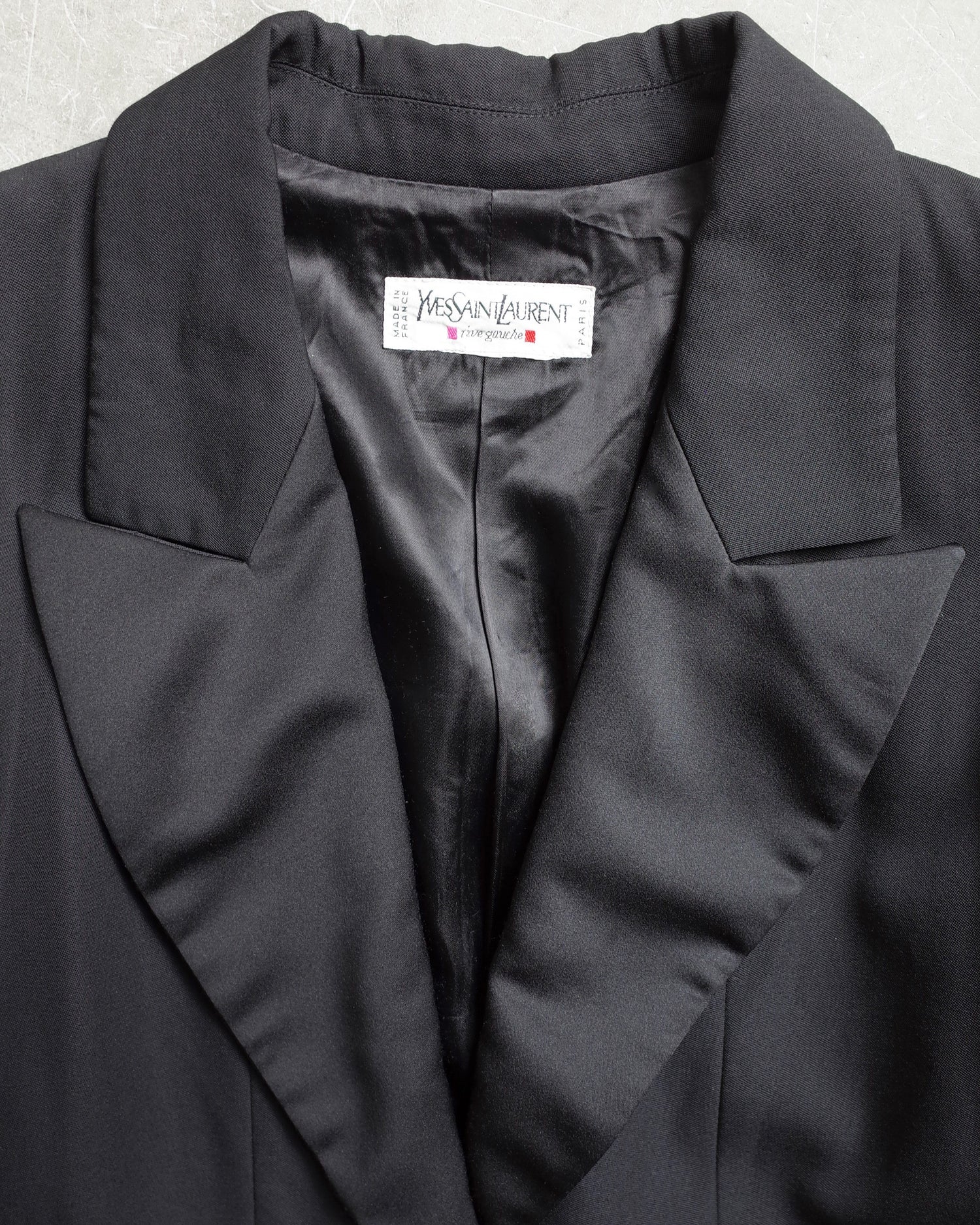 Used / YVE SANT LAURENT