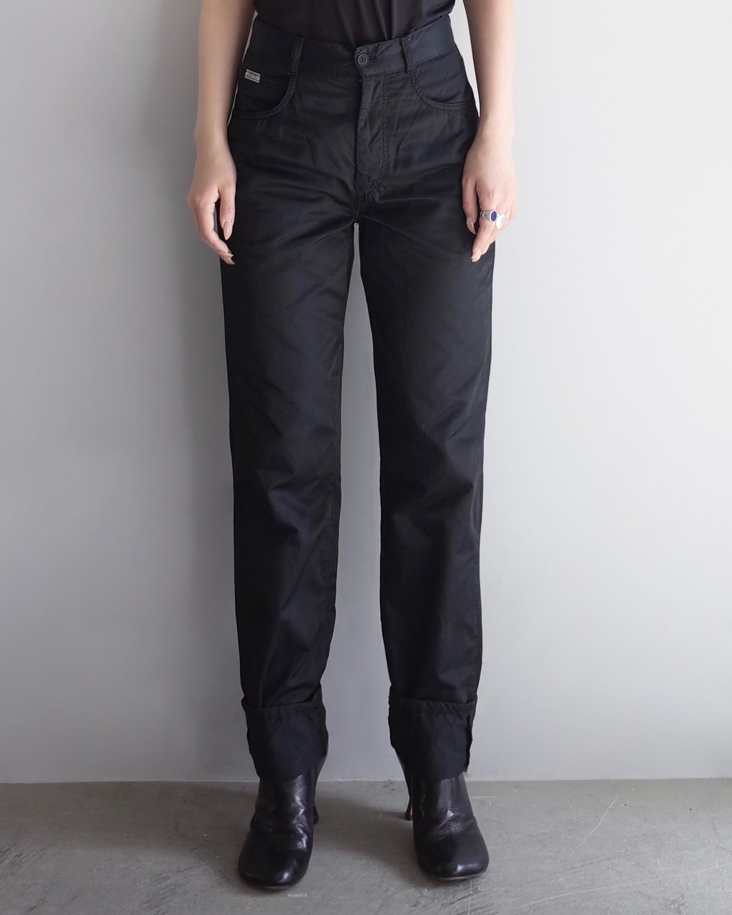 Used / TAPERED PANTS