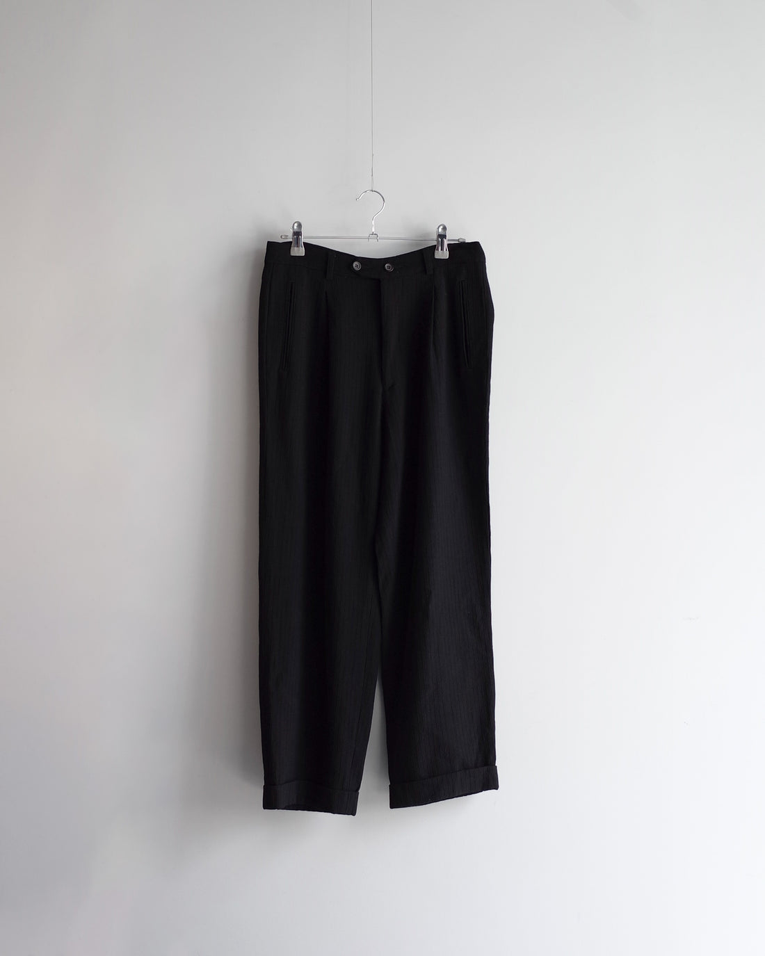 Used  / JAGUARED TAPERED PANTS