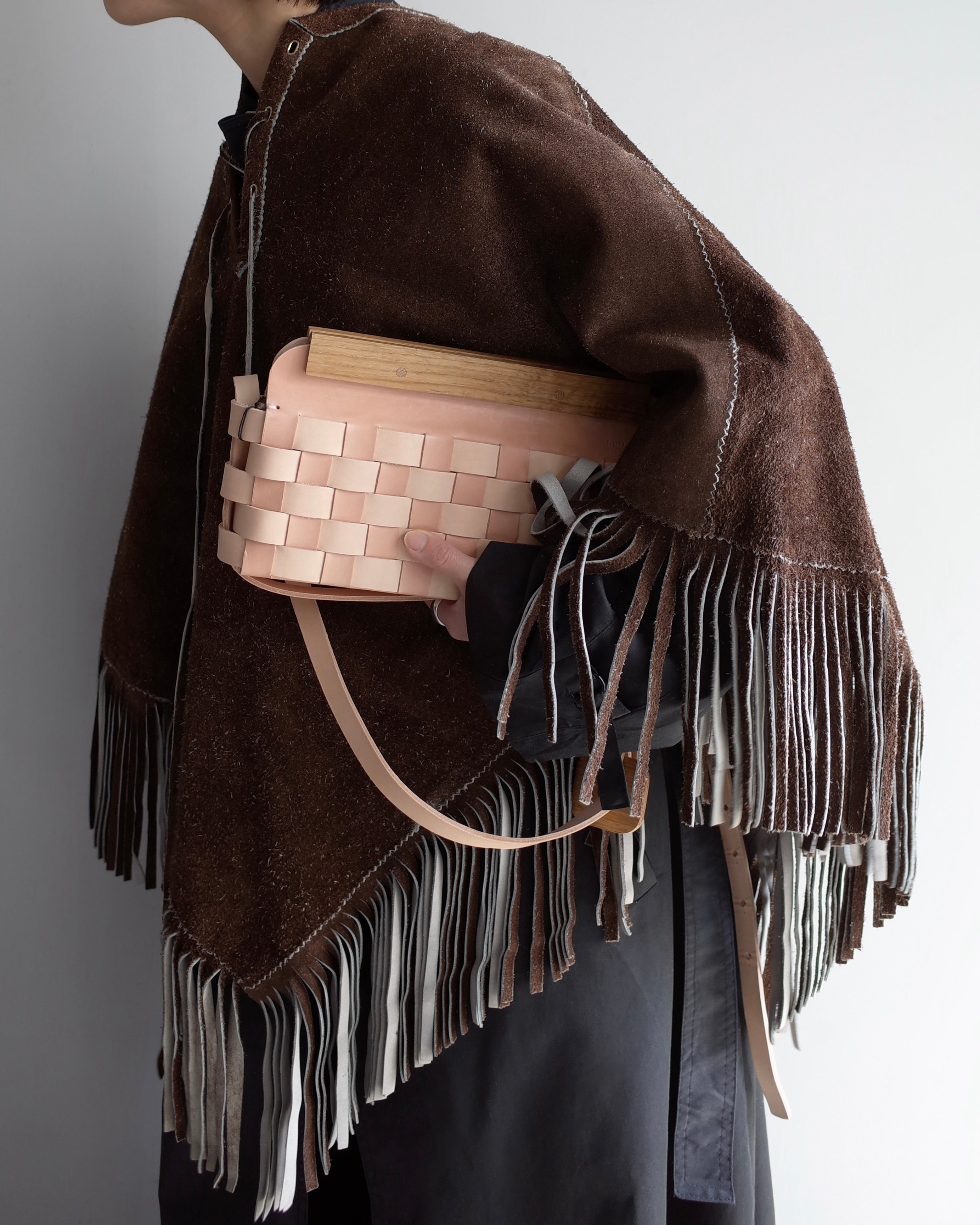 Used / LEATHER PONCHO