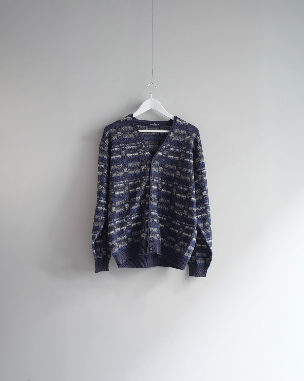 Used / VNECK CARDIGAN