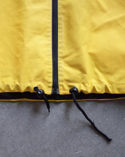 Used / RAIN COAT