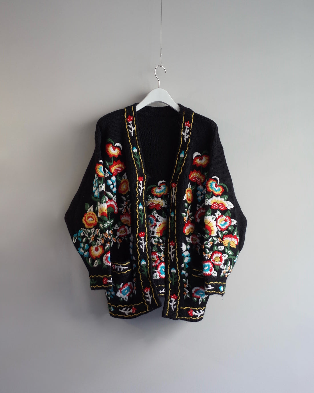 Used / KNIT CARDIGAN