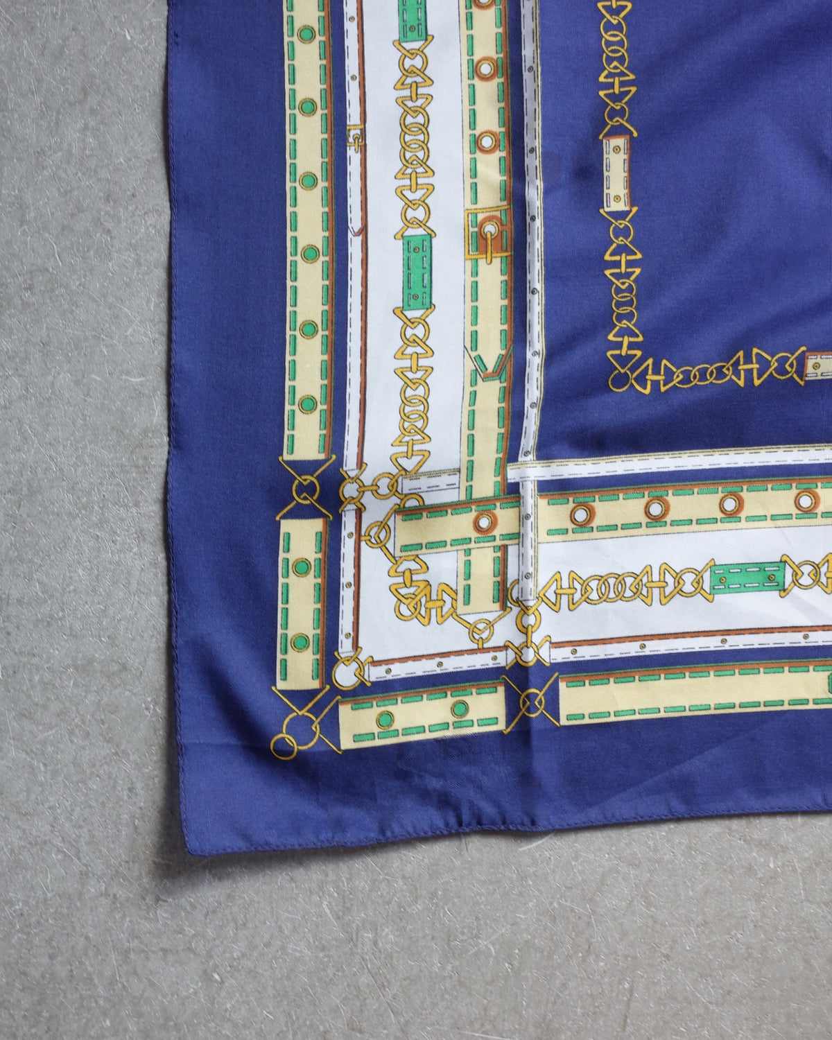Used / SCARF