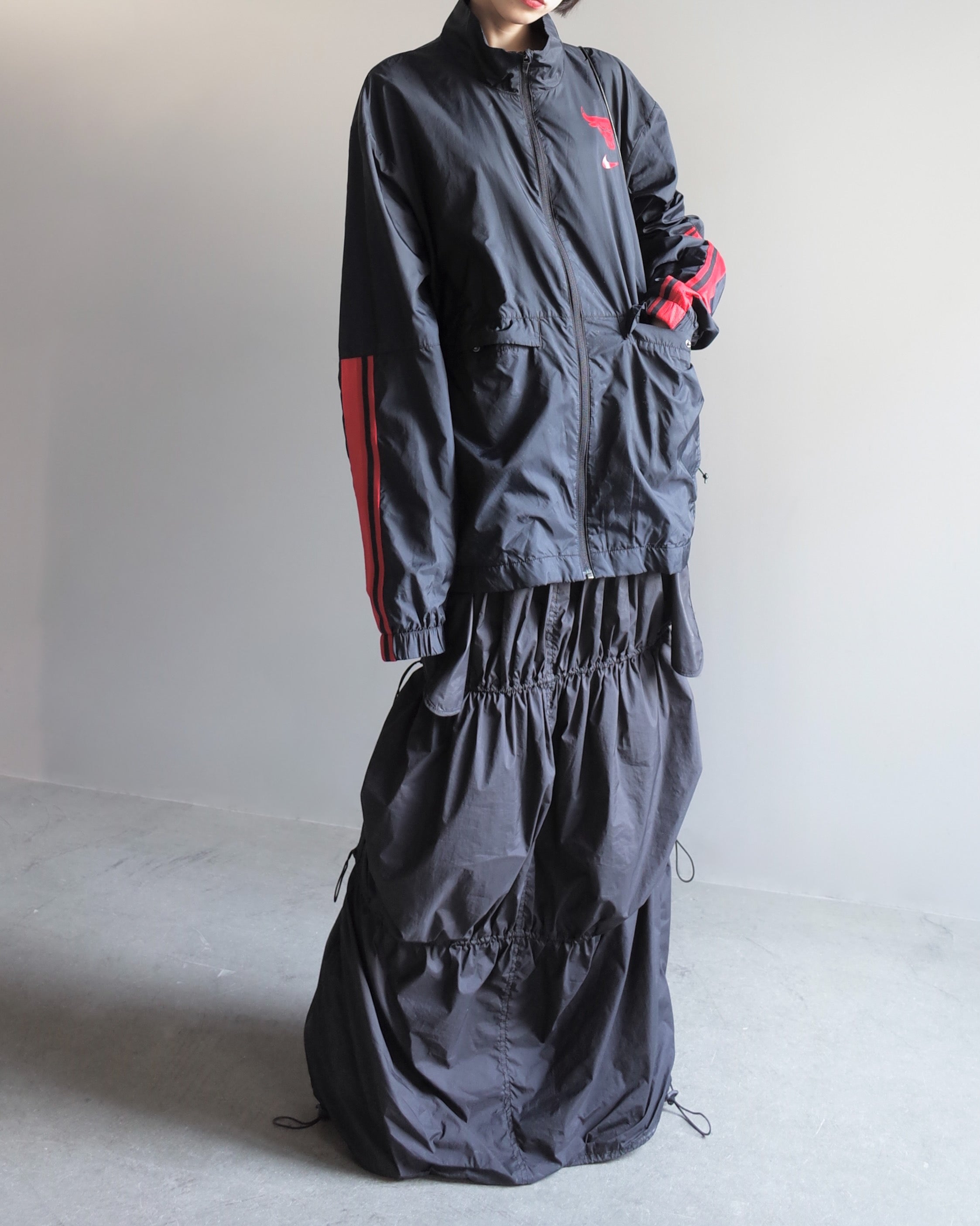 Used / NIKE TRACK JACKET