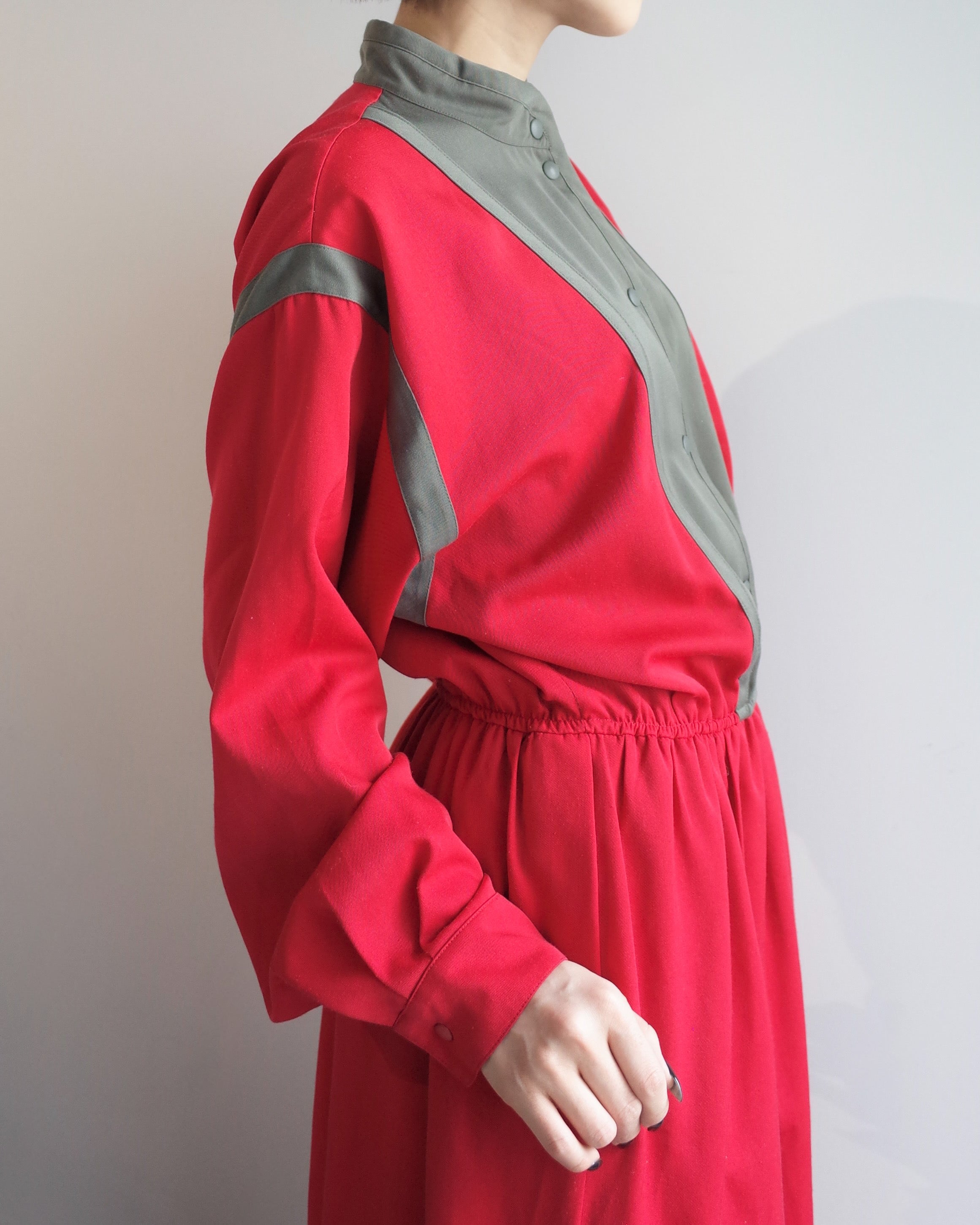 Used / TWO TONE ONE-PIECE