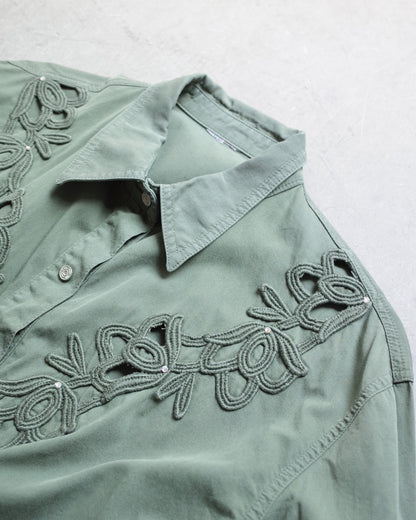 Used / EMBROIDERY COTTON SHIRT