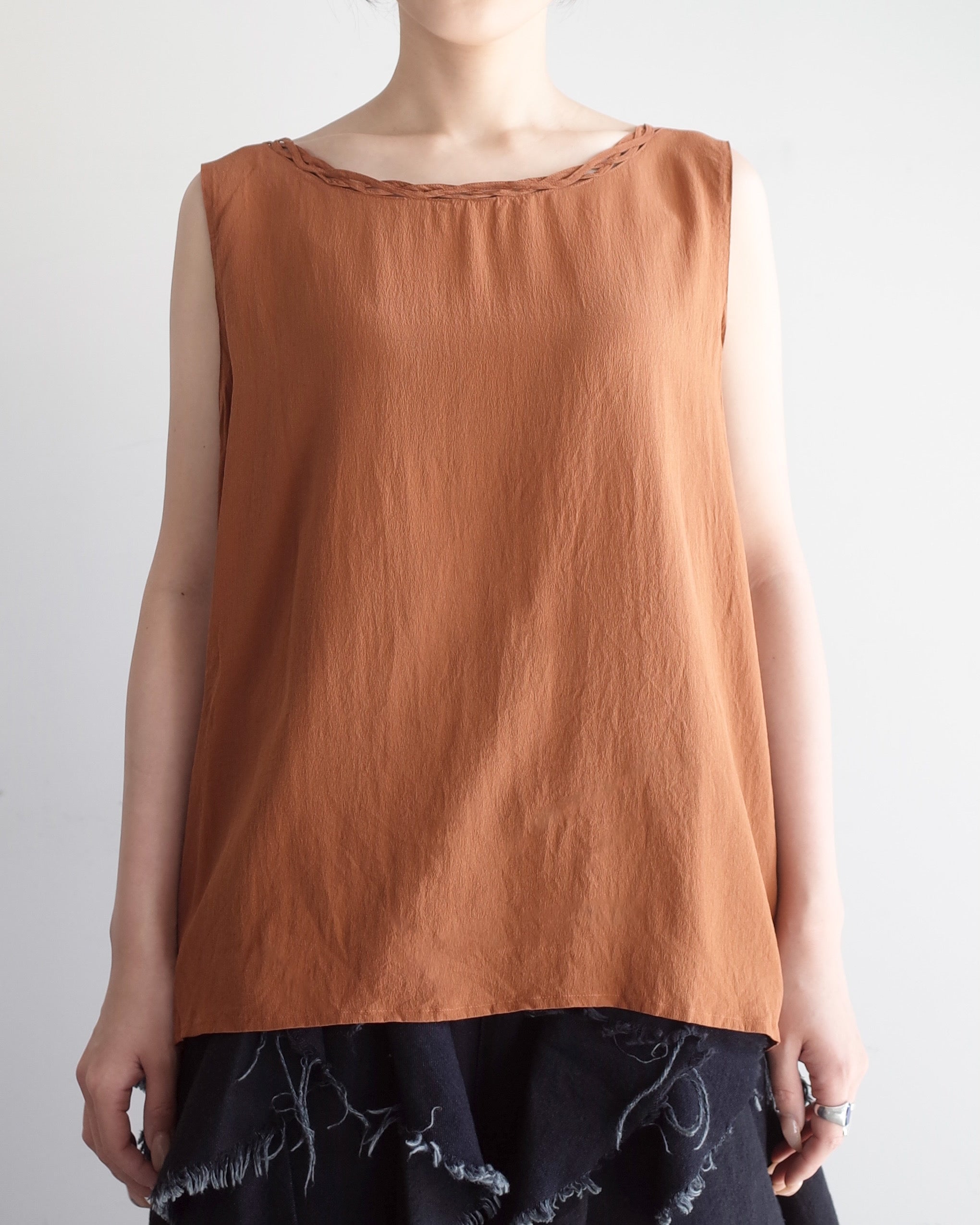 Used / SILK TANK TOP