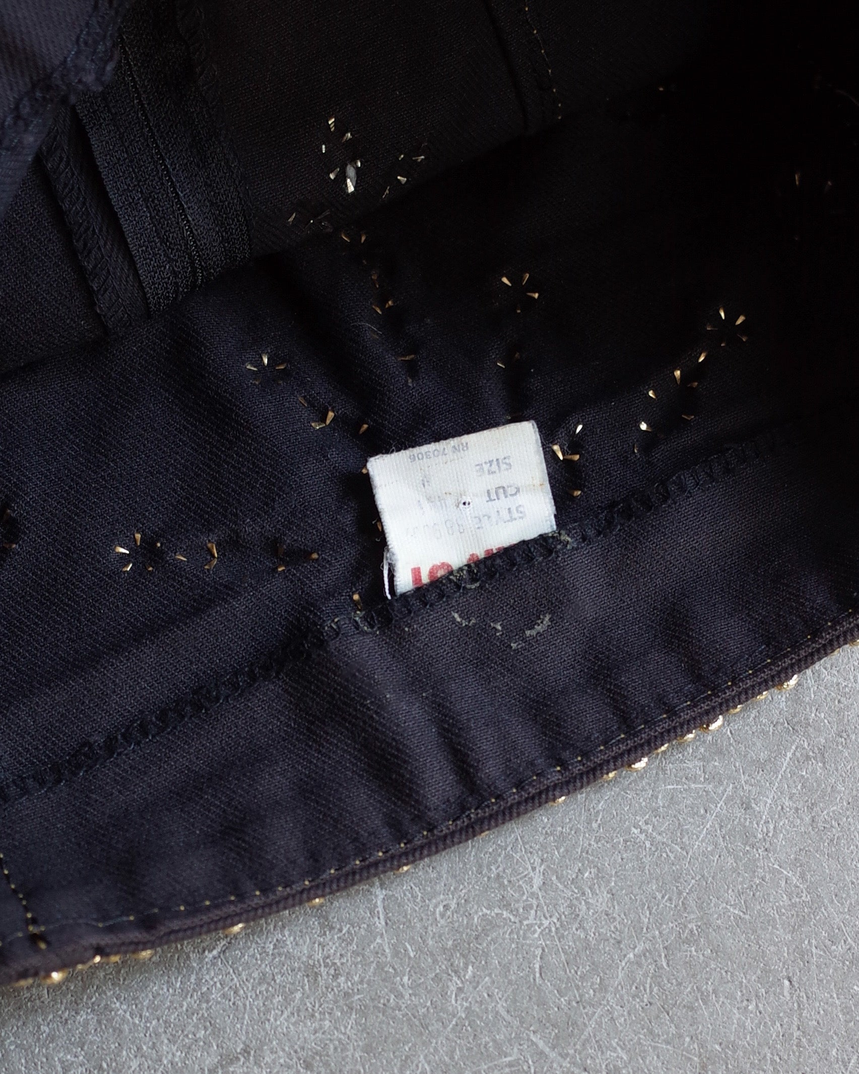 Used  / SKIRT
