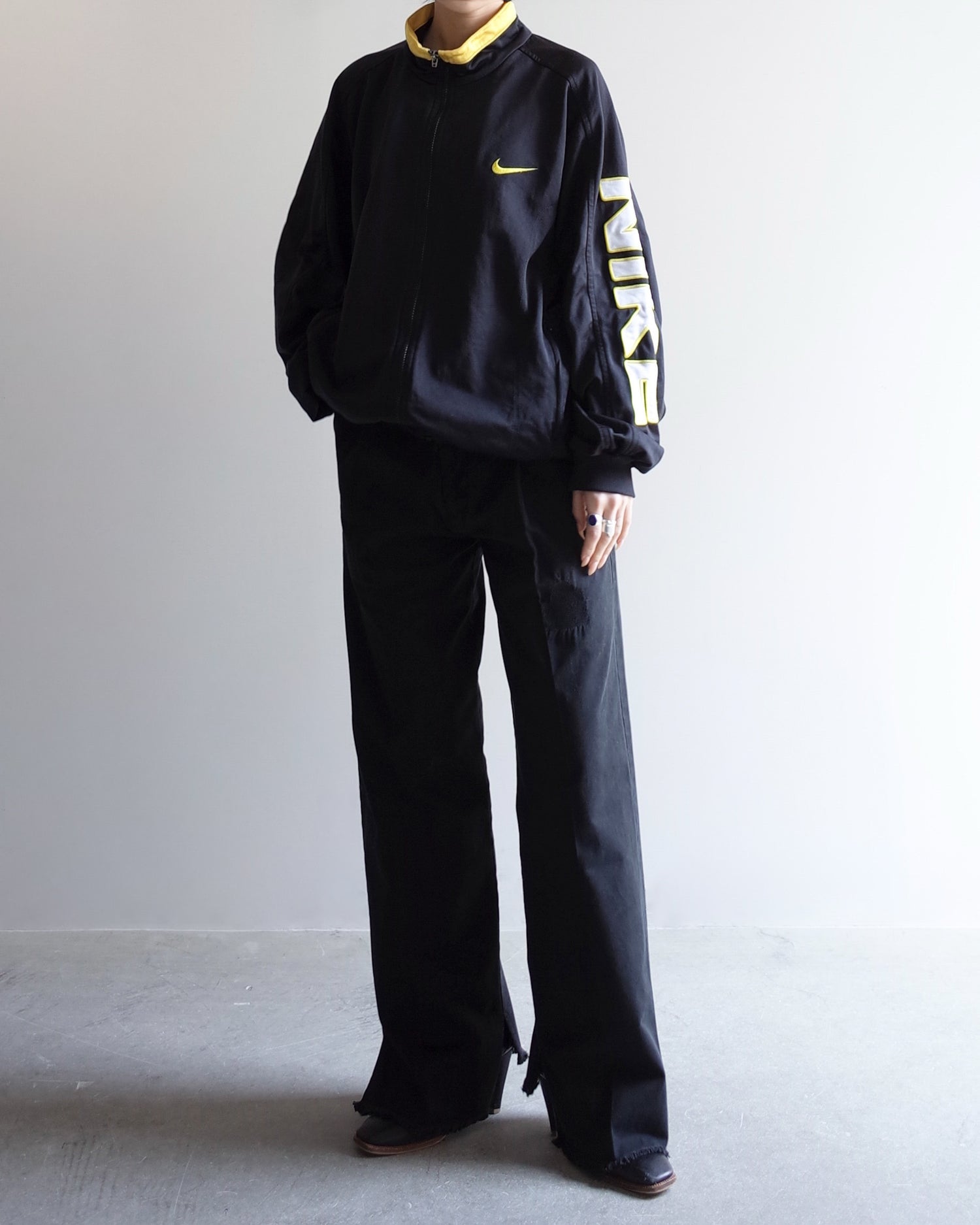 ★Used  / NIKE TRACK JACKET