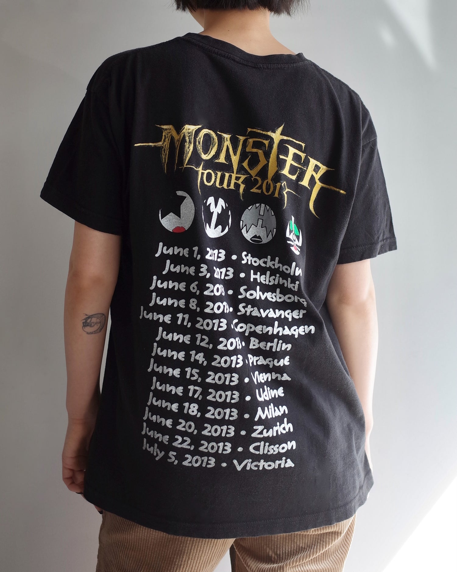 Used /  ROCK T-SHIRT