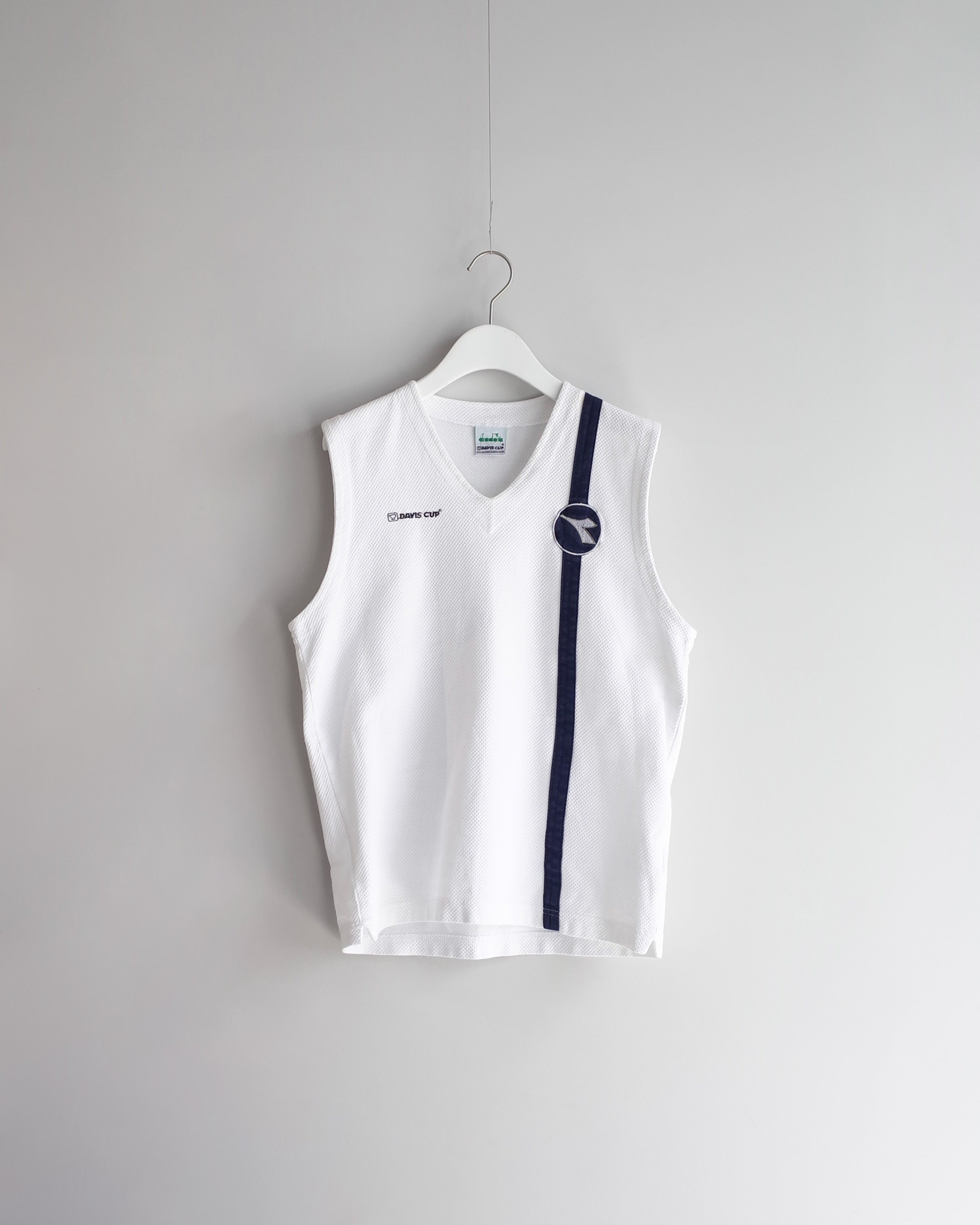 ★Used  / Diadora DAVIS CUP SLEEVELES TENNIS WEAR