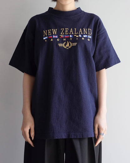 Used  / T-SHIRT