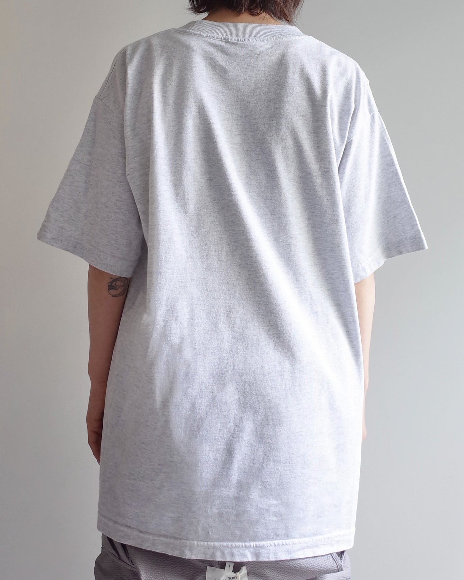 Used / T-SHIRT