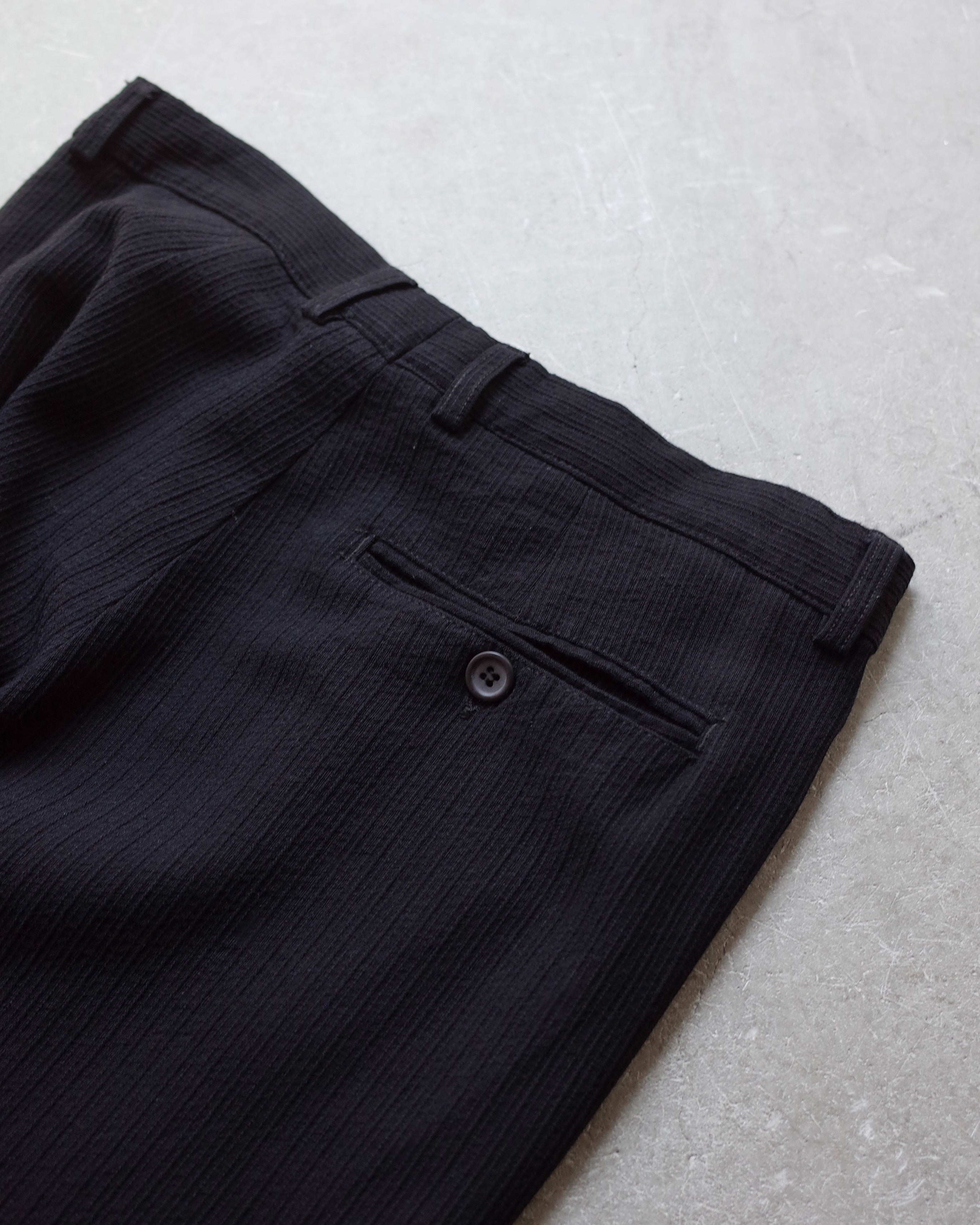 Used  / JAGUARED TAPERED PANTS