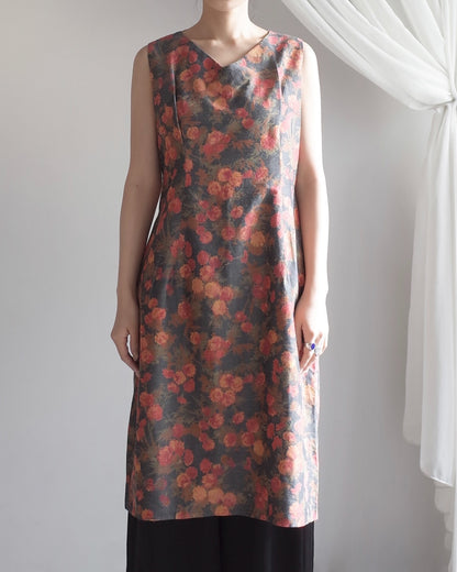 Used / HANDMADE SLEEVELES ONEPIECE