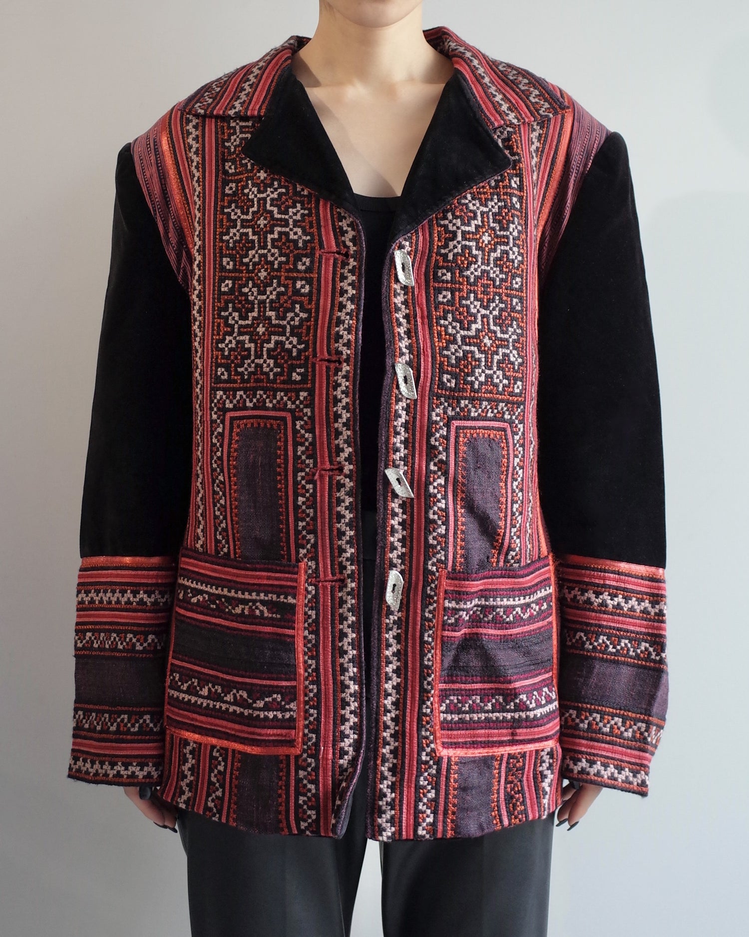 Used / ETHNIC PATTERN VELOUR JACKET