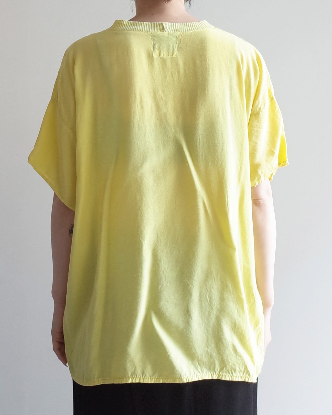 Used / HALF SLEEVE T-SHIRT