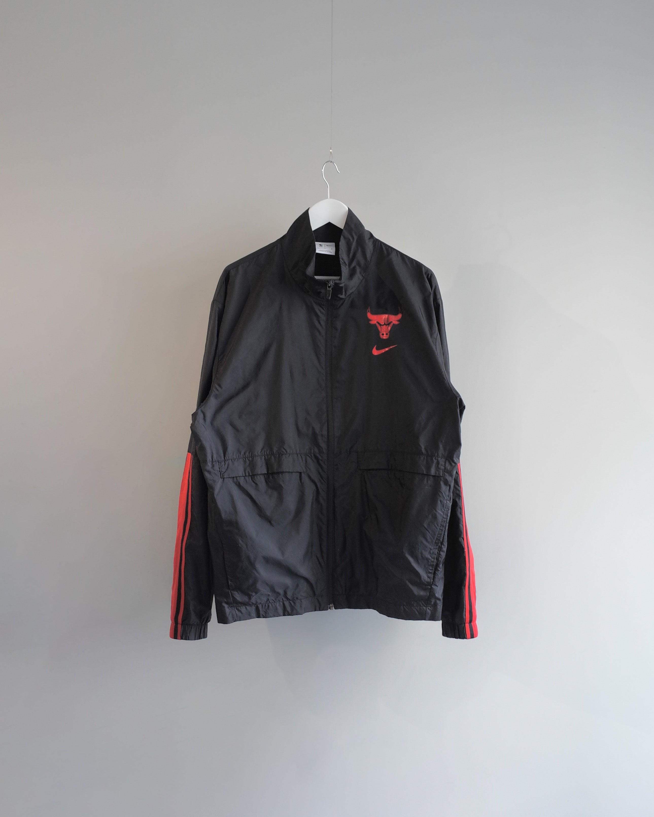 Used / NIKE TRACK JACKET