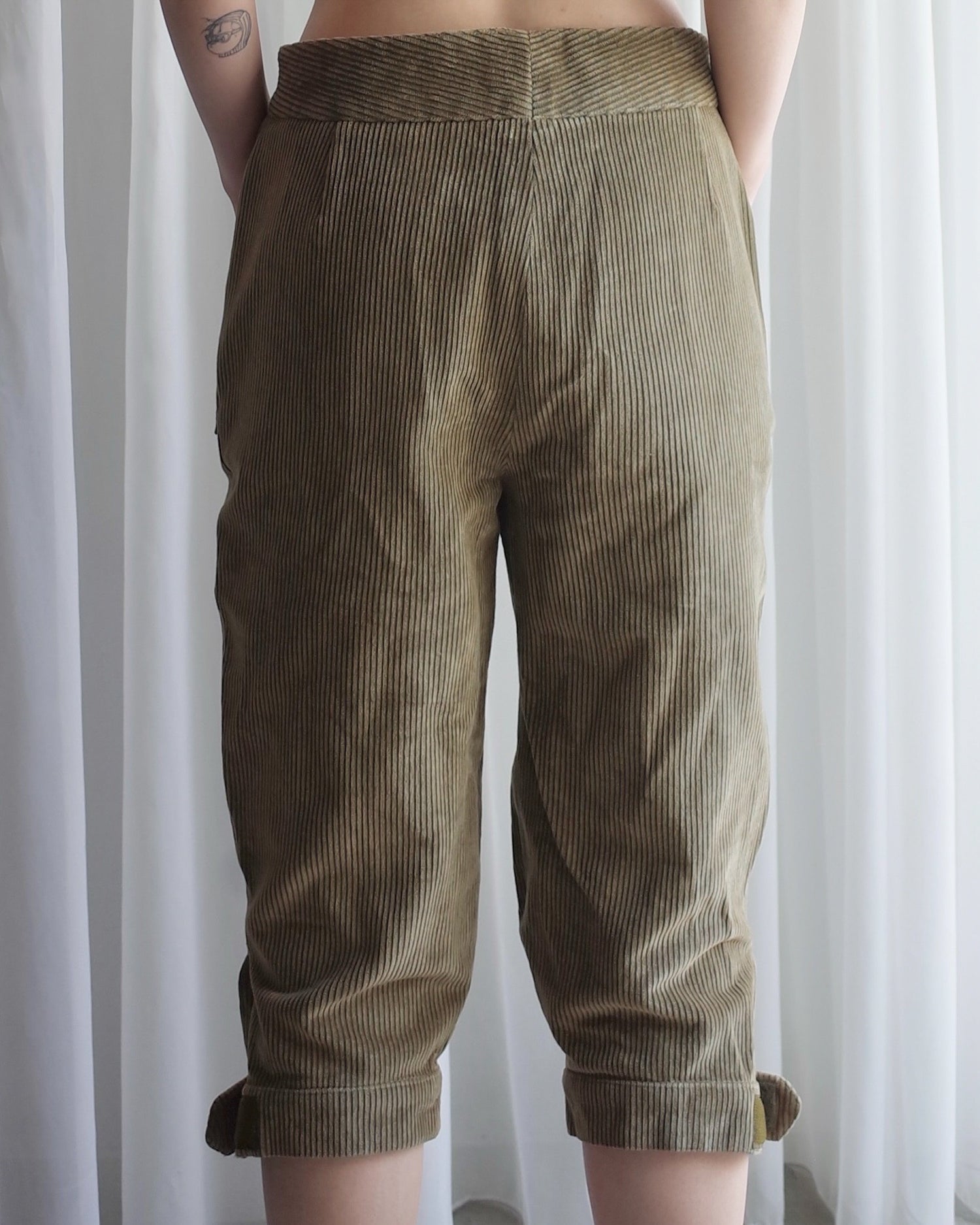 Used / BIKER CORDUROY SHORTS