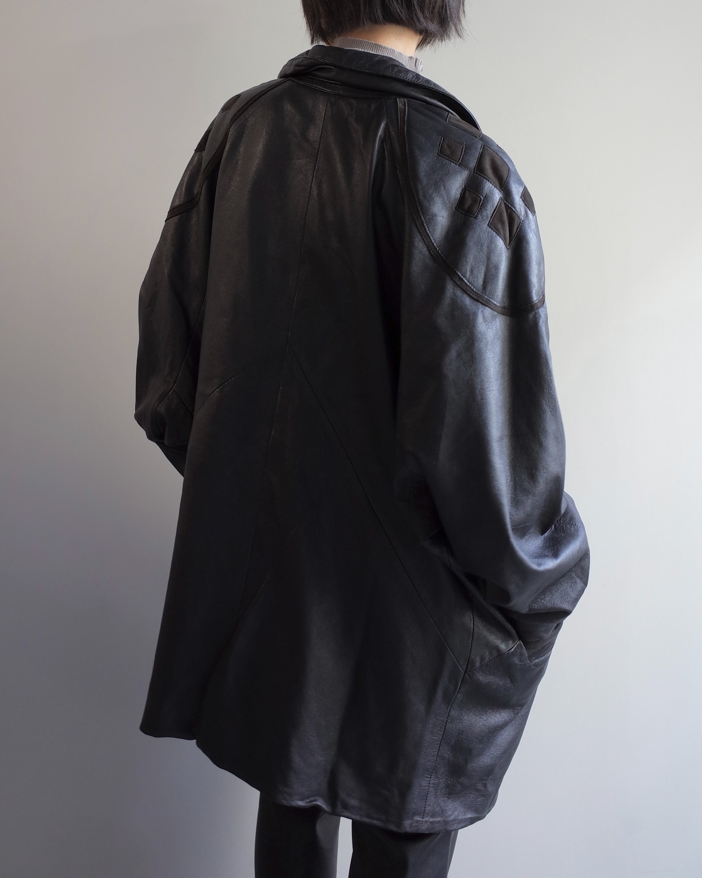 Used / LEATHER MEDI JACKET