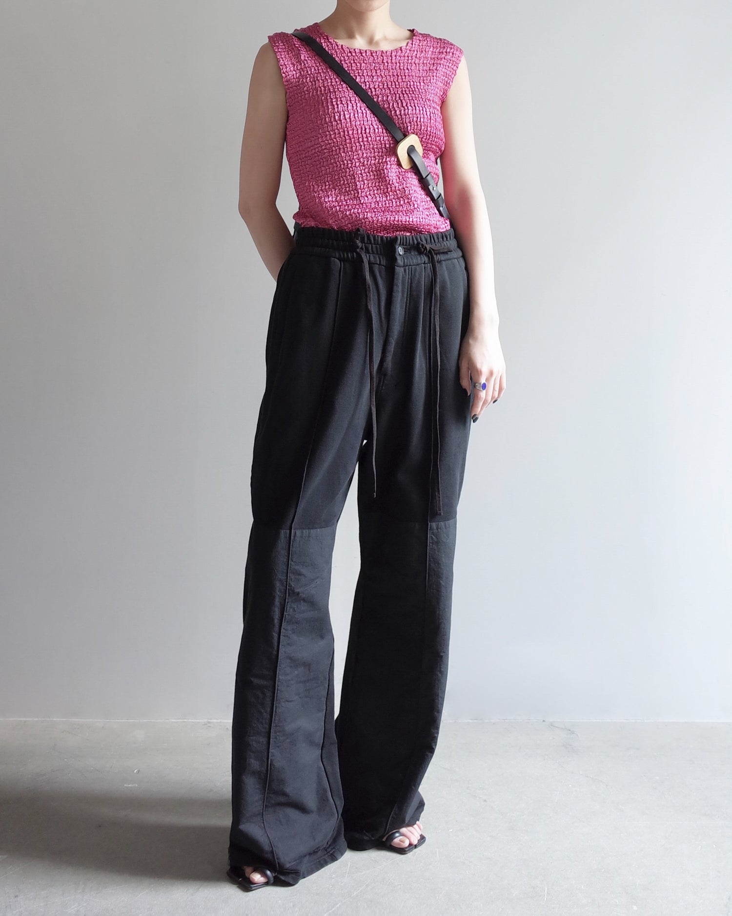 Used / PLEATS VEST