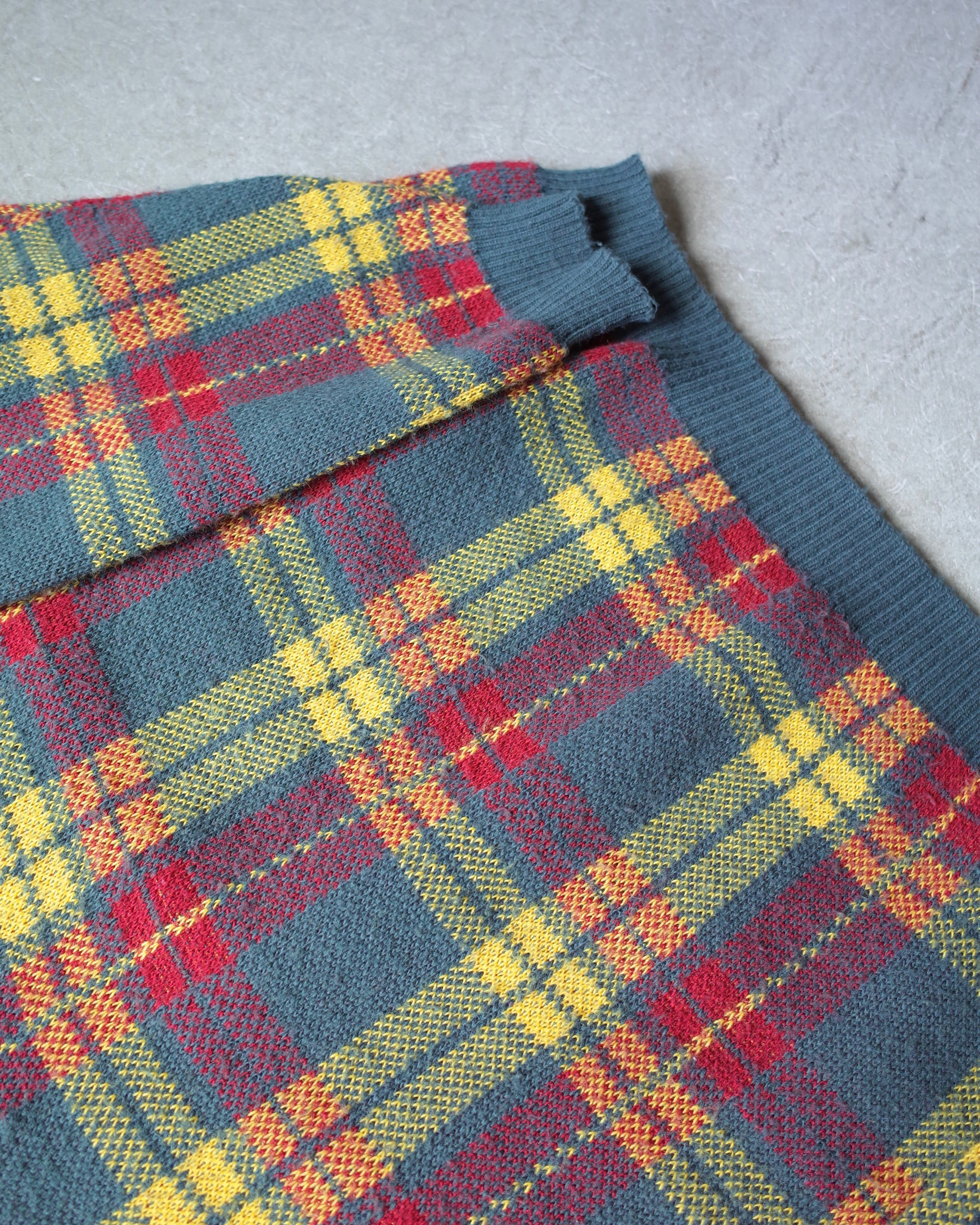 Used / V NECK KNIT PULLOVER