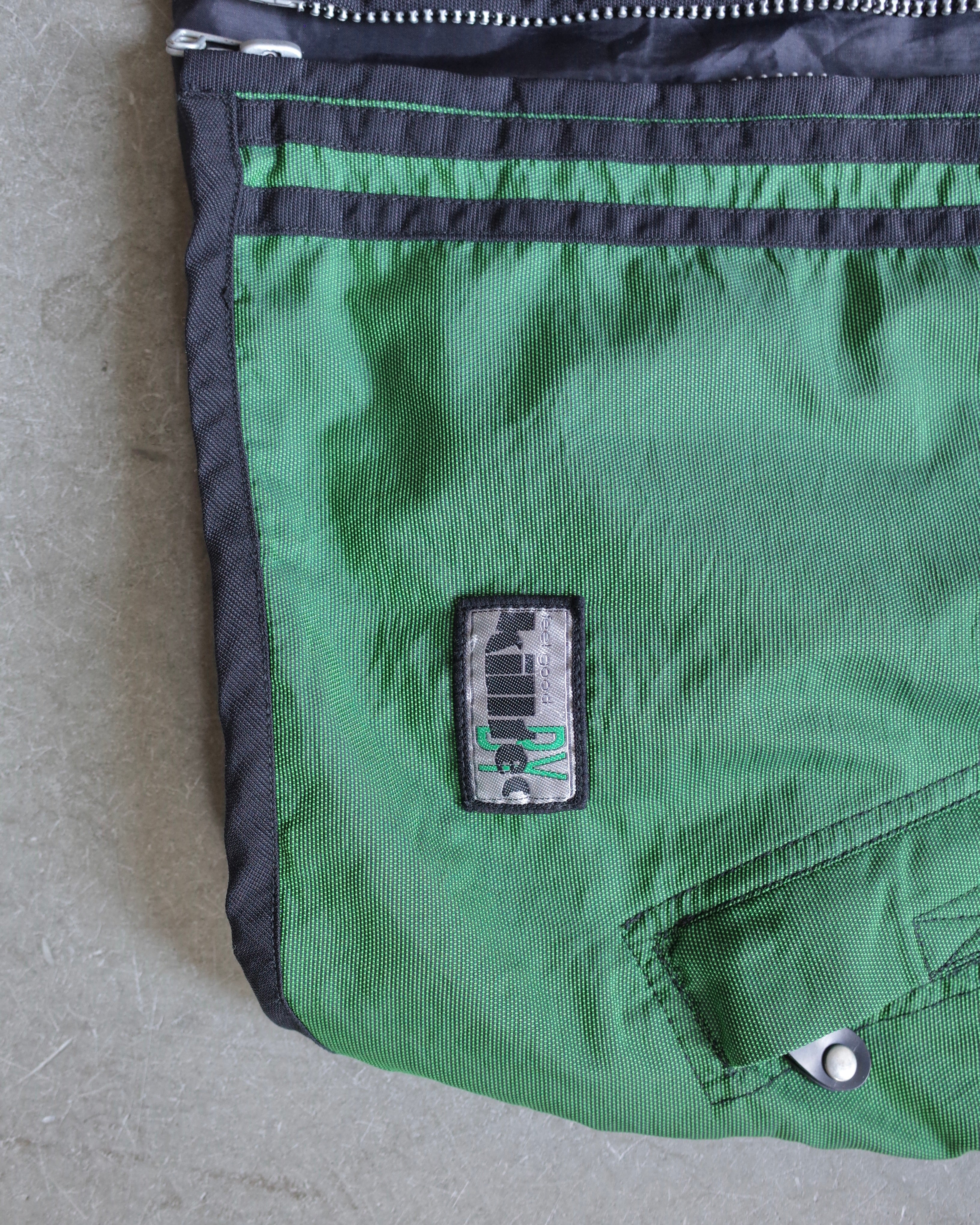 Used / KILTEC HOODED RAIN JACKET