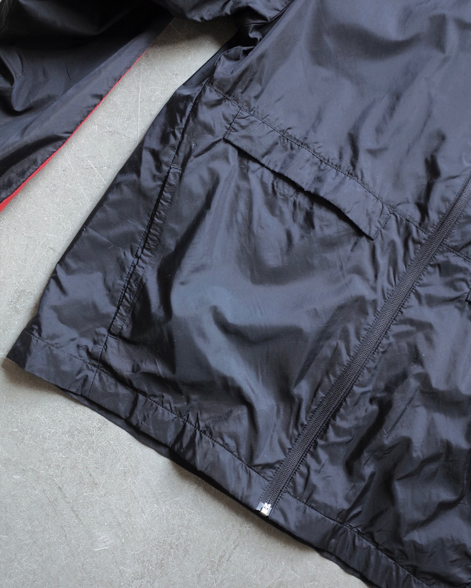 Used / NIKE TRACK JACKET