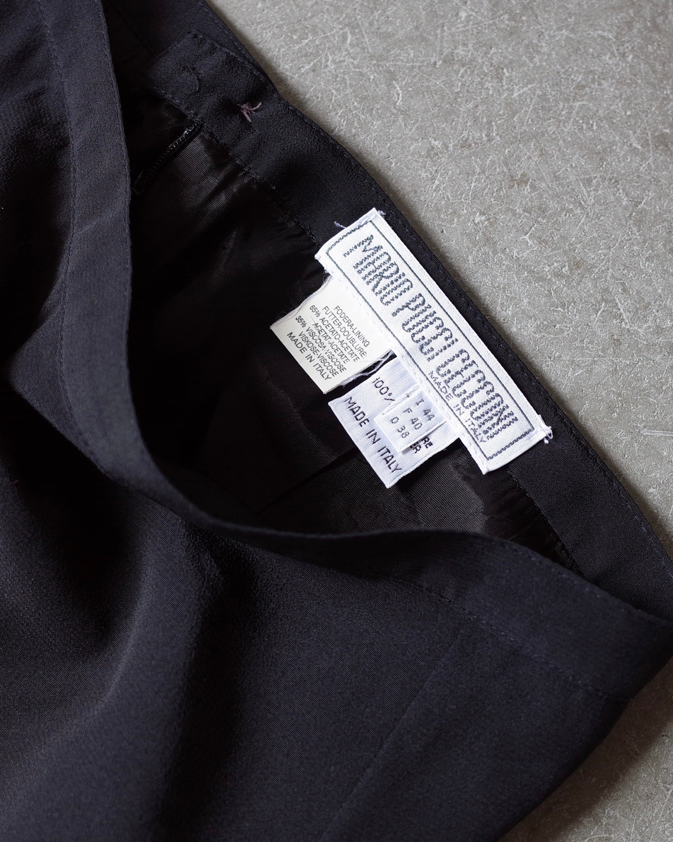Used  / TIGHT MEDIUM SKIRT
