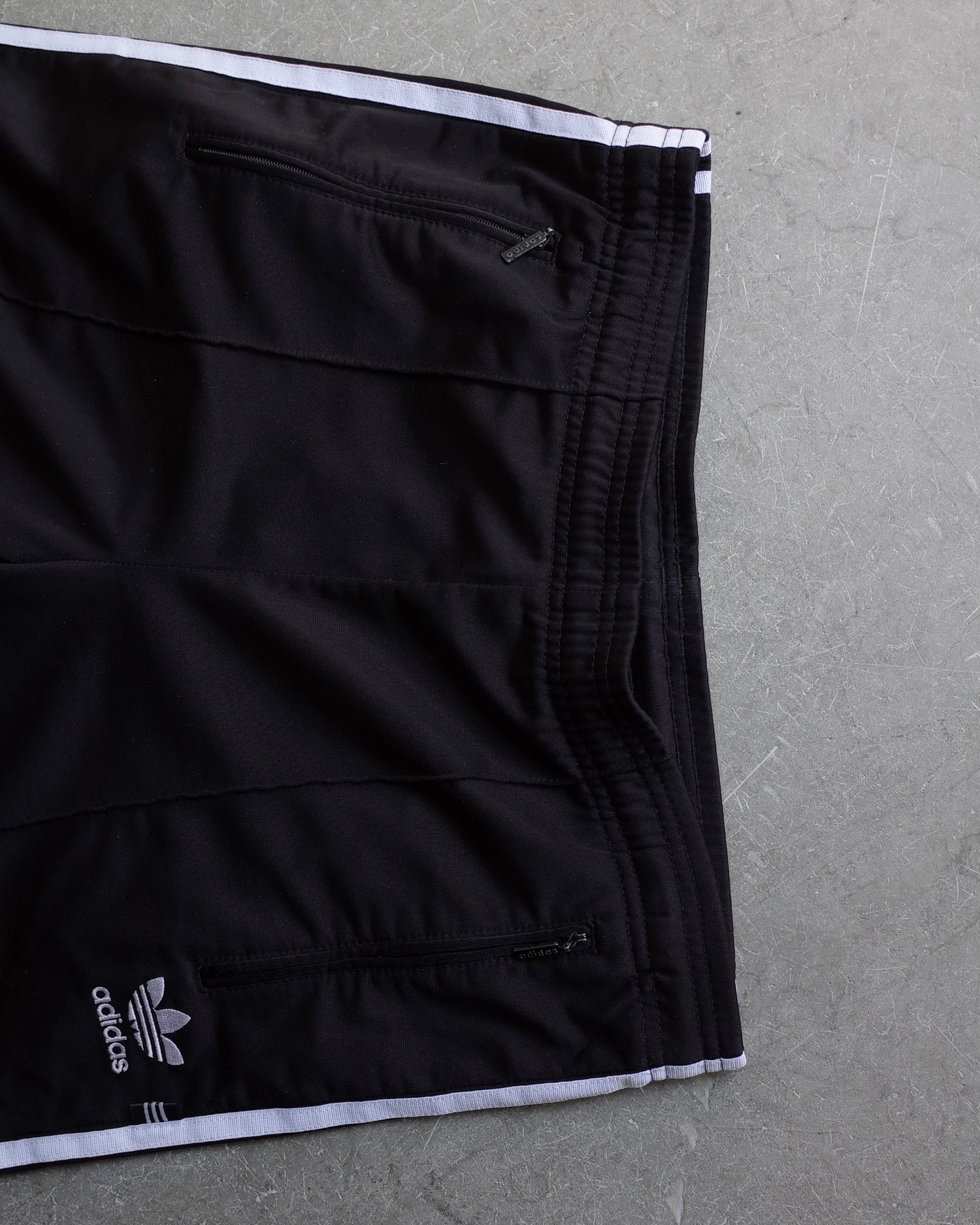 ★Used  / adidas TRACK PANTS