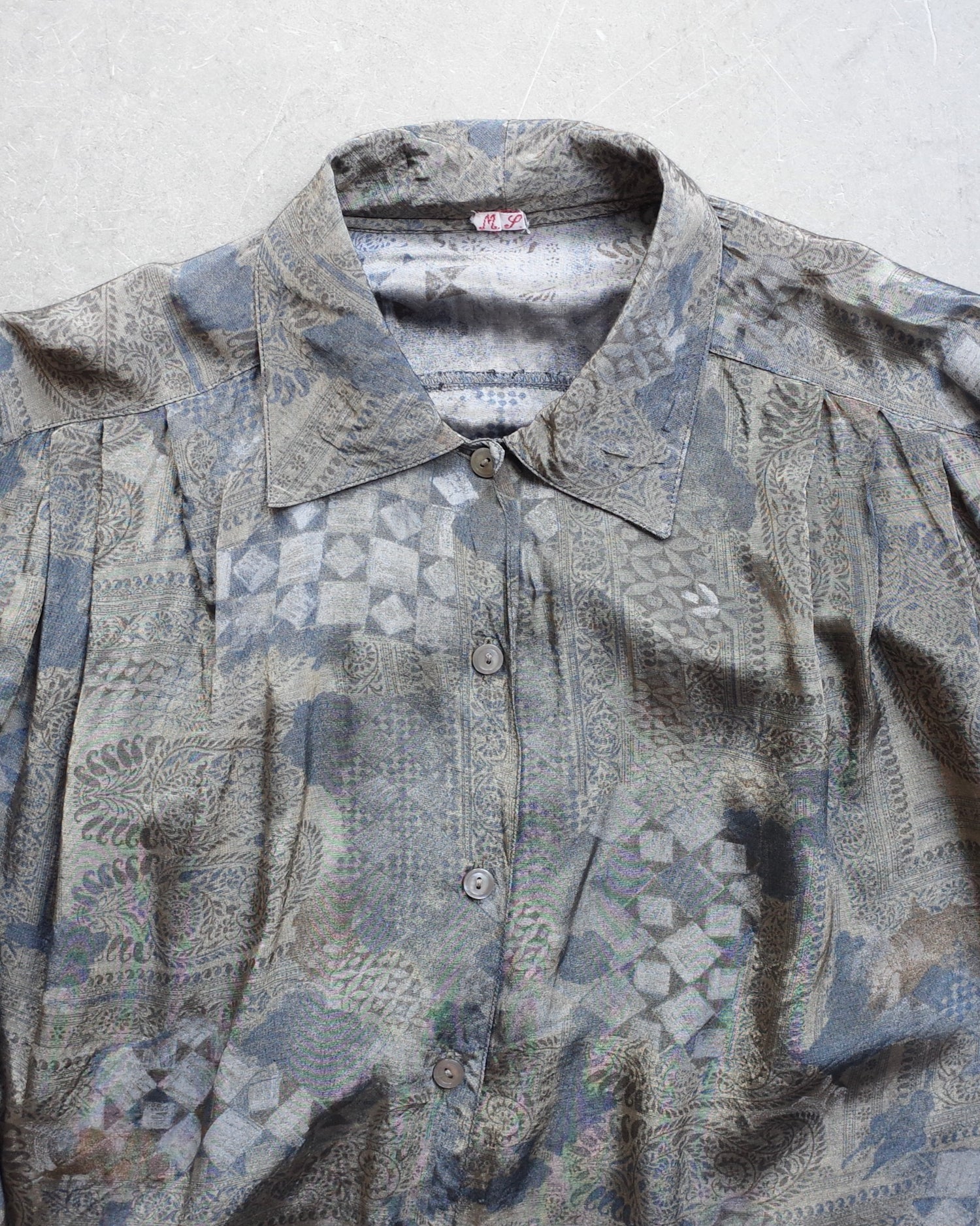 Used  / SHIRT