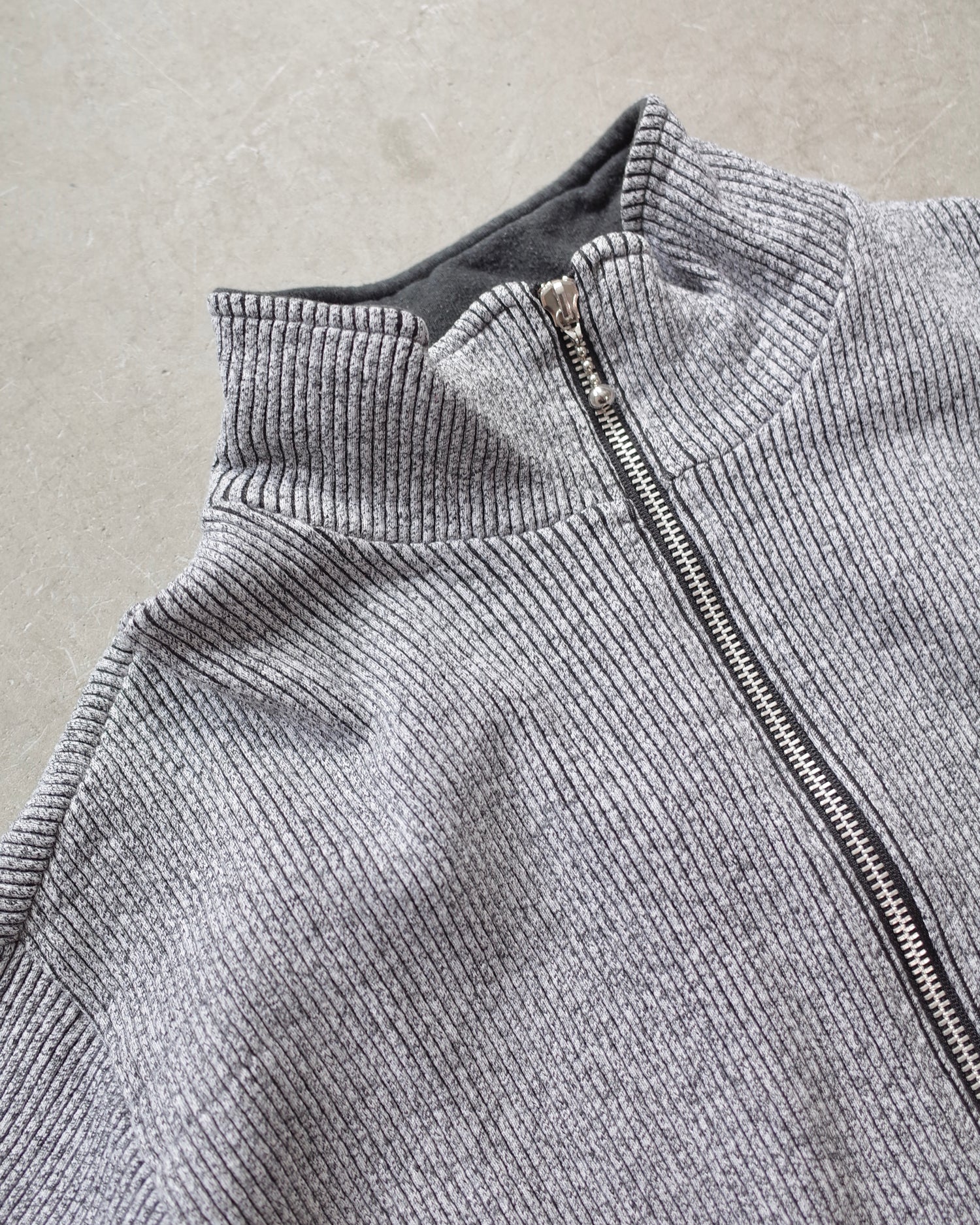 Used / champion ZIP TOPS