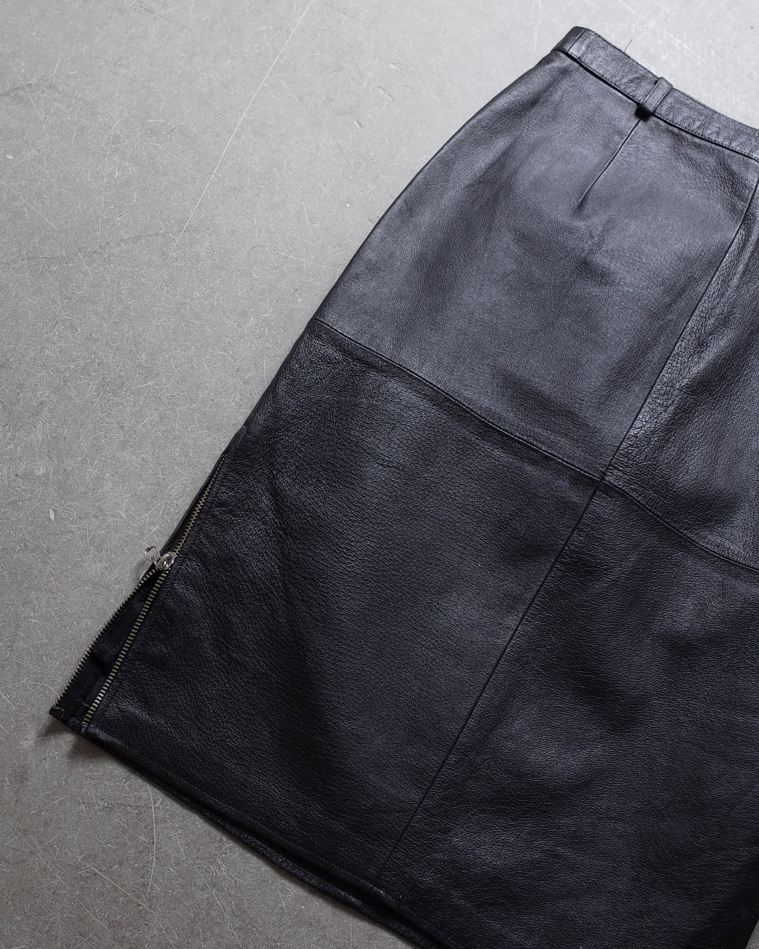 Used  / LEATHER SKIRT