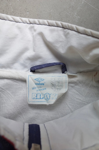 Used / unbro NYLON JACKET