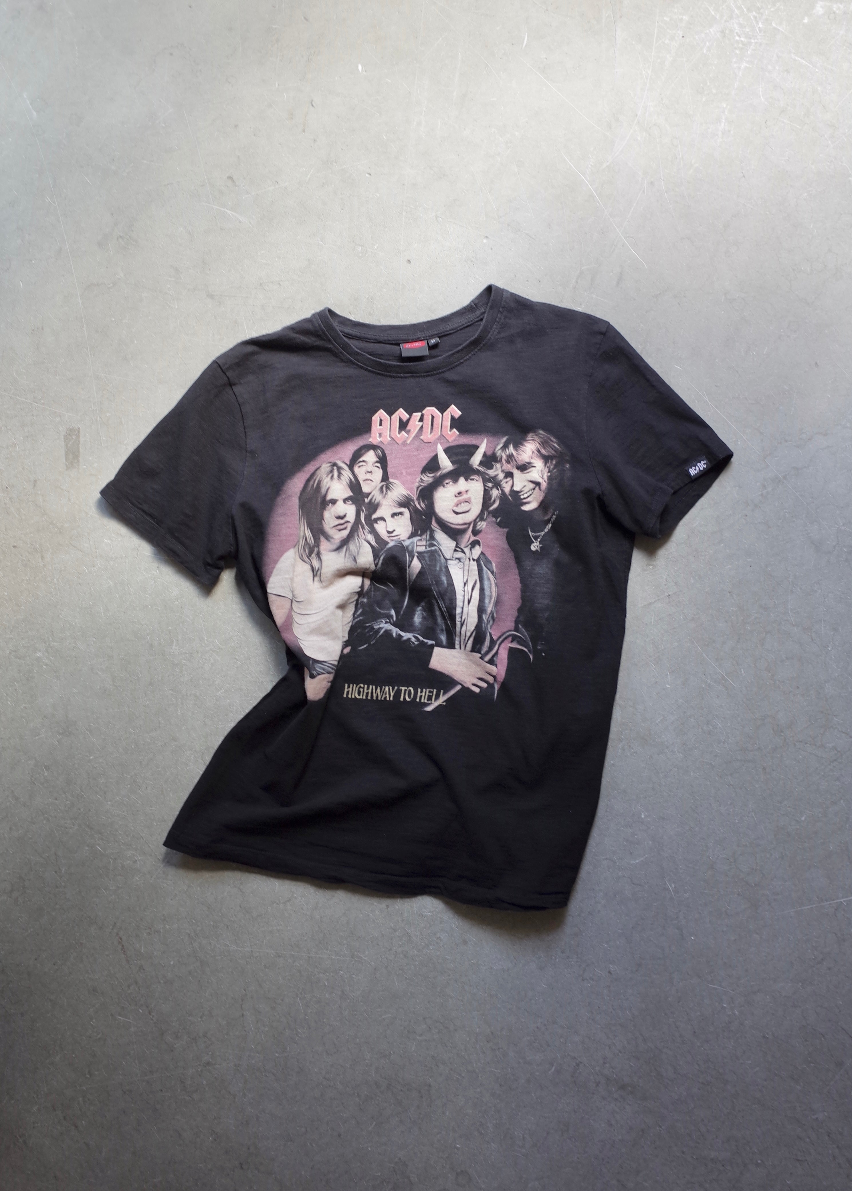 Used /  ROCK T-SHIRT