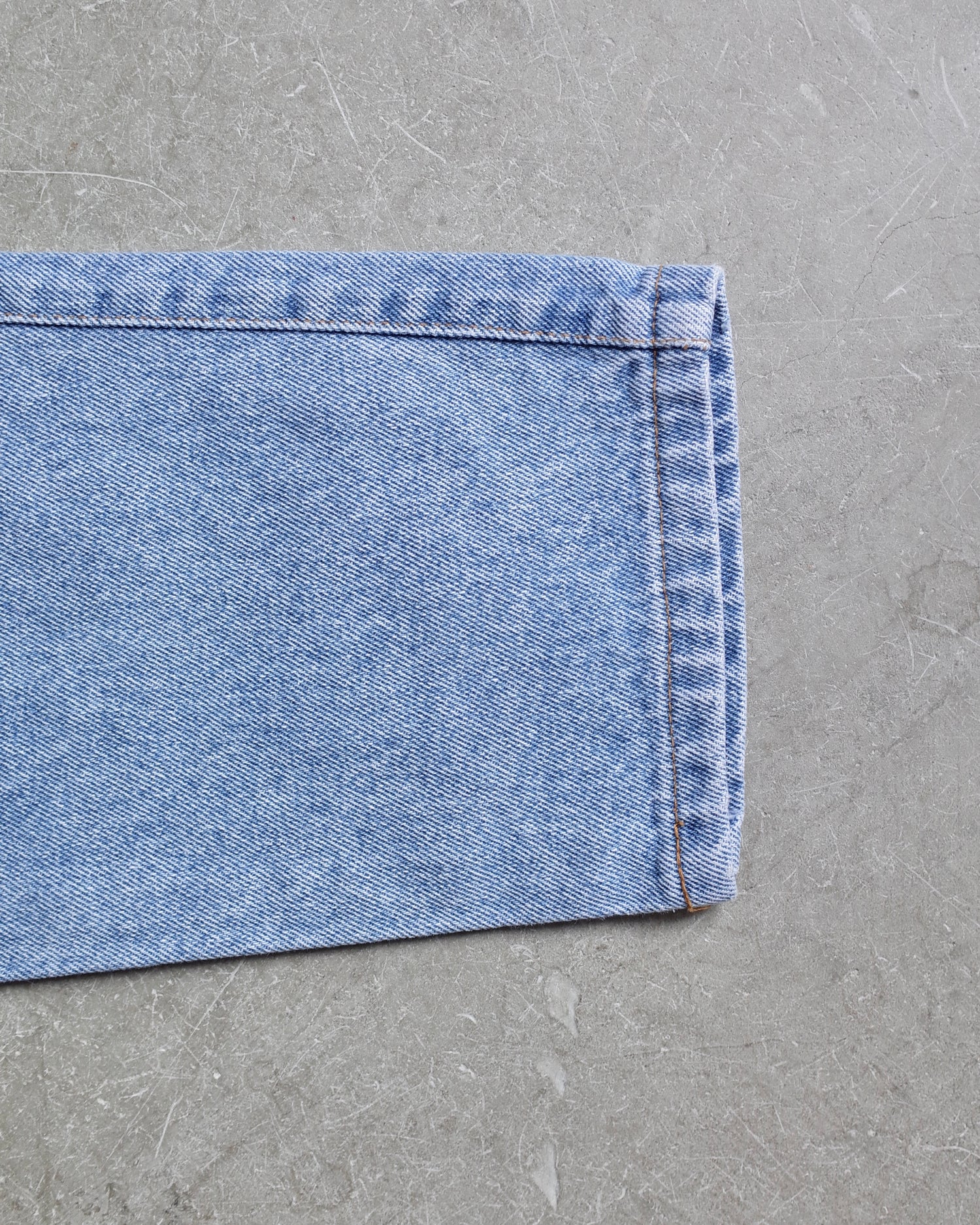 Used  / TAPERED DENIM PANTS